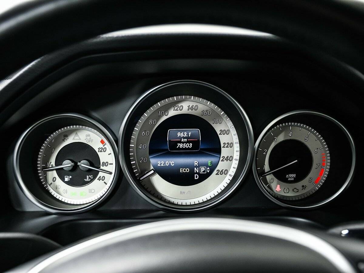 Мерседес-Бенц Е-Класс б/у, 2014, Автоматическая. Фото: #9