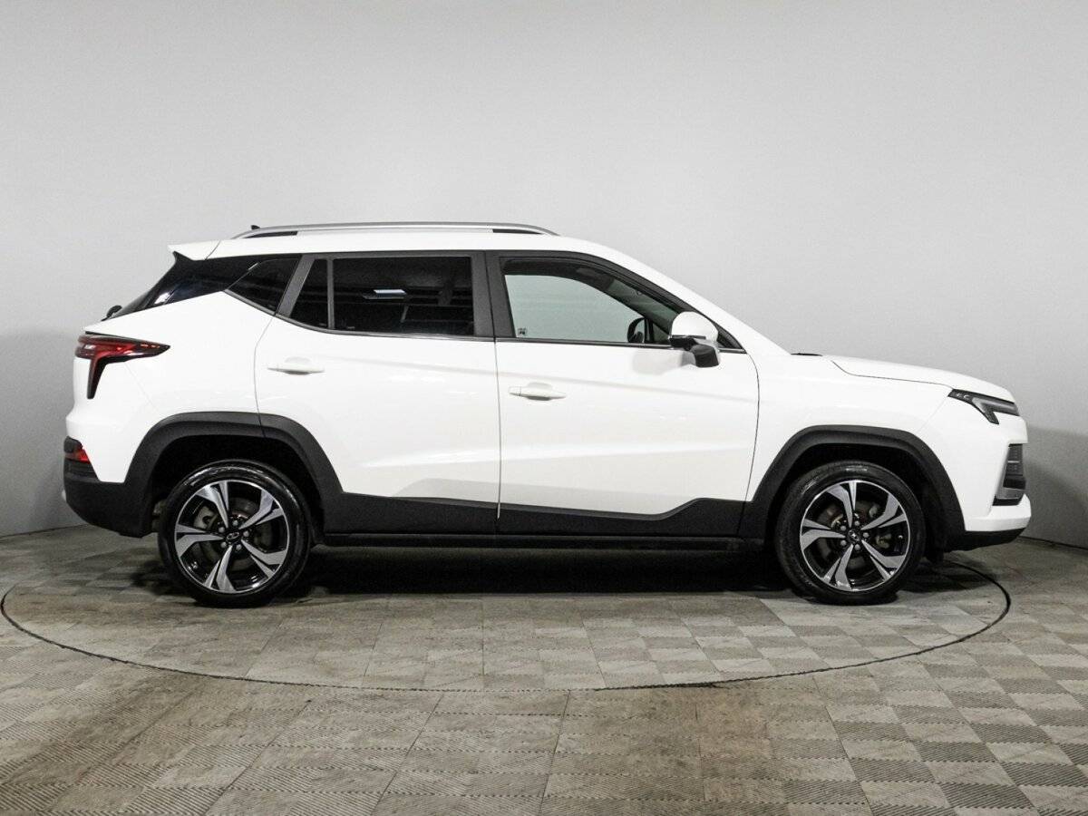 Москвич 3 б/у, 2023, Вариатор. Фото: #3