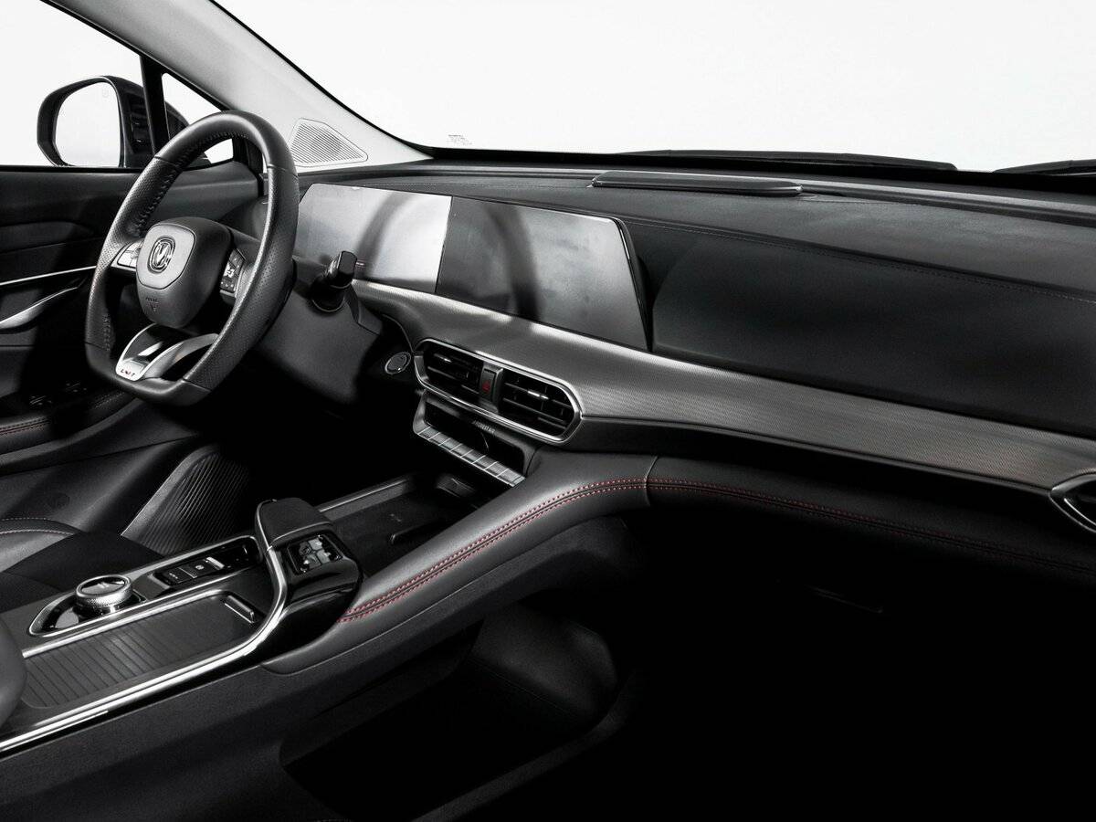 Changan UNI-T б/у, 2023, Роботизированная. Фото: #8