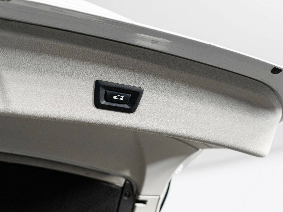 БМВ 3 серии б/у, 2013, Автоматическая. Фото: #9