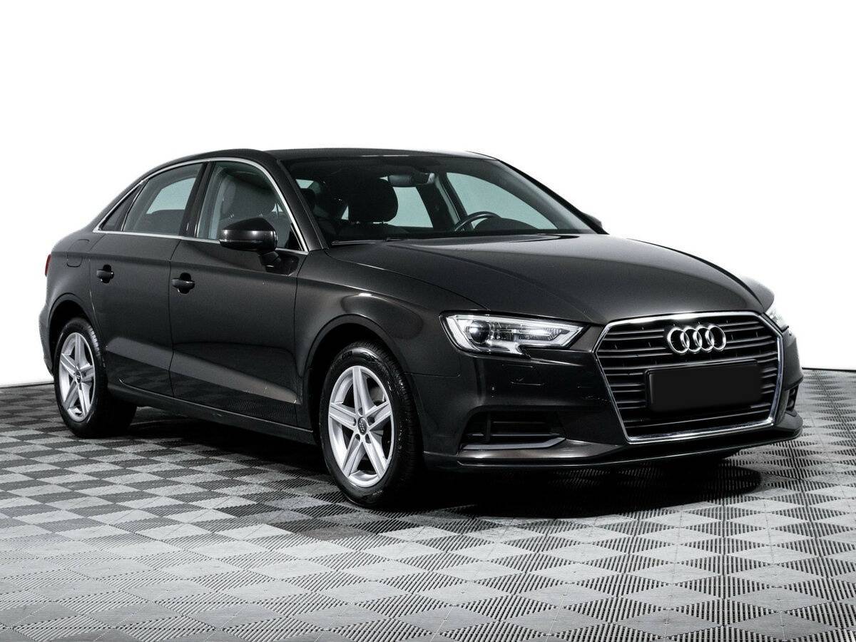 Ауди А3 б/у, 2017, Роботизированная. Фото: #2
