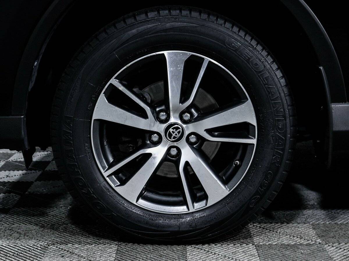 Тойота Рав4 б/у, 2017, Автоматическая. Фото: #14