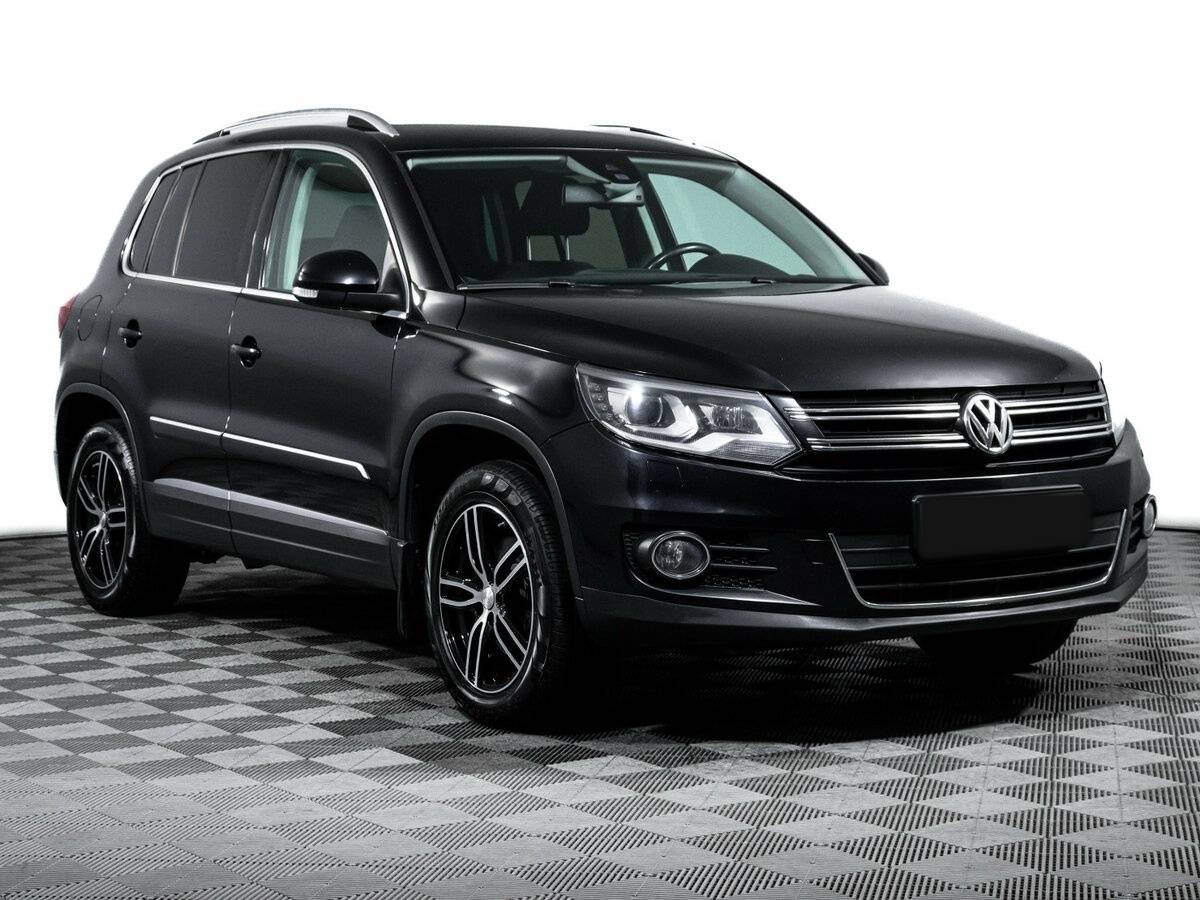 Volkswagen Tiguan б/у, 2015, Автоматическая. Фото: #2