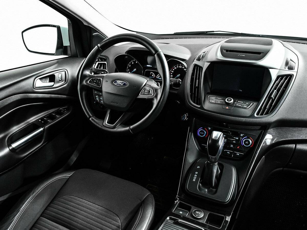 Форд Куга б/у, 2017, Автоматическая. Фото: #8