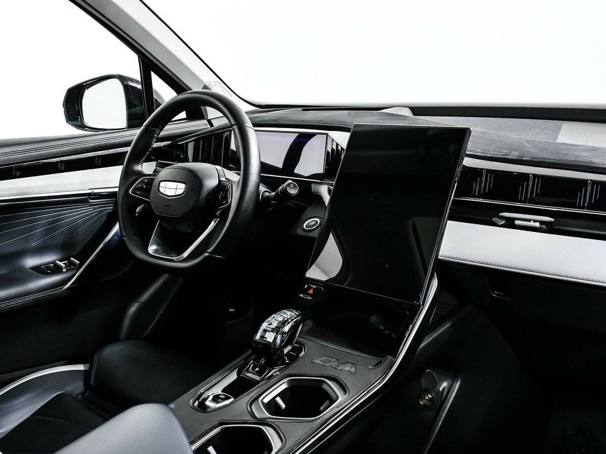 Джили Атлас б/у, 2023, Роботизированная. Фото: #8