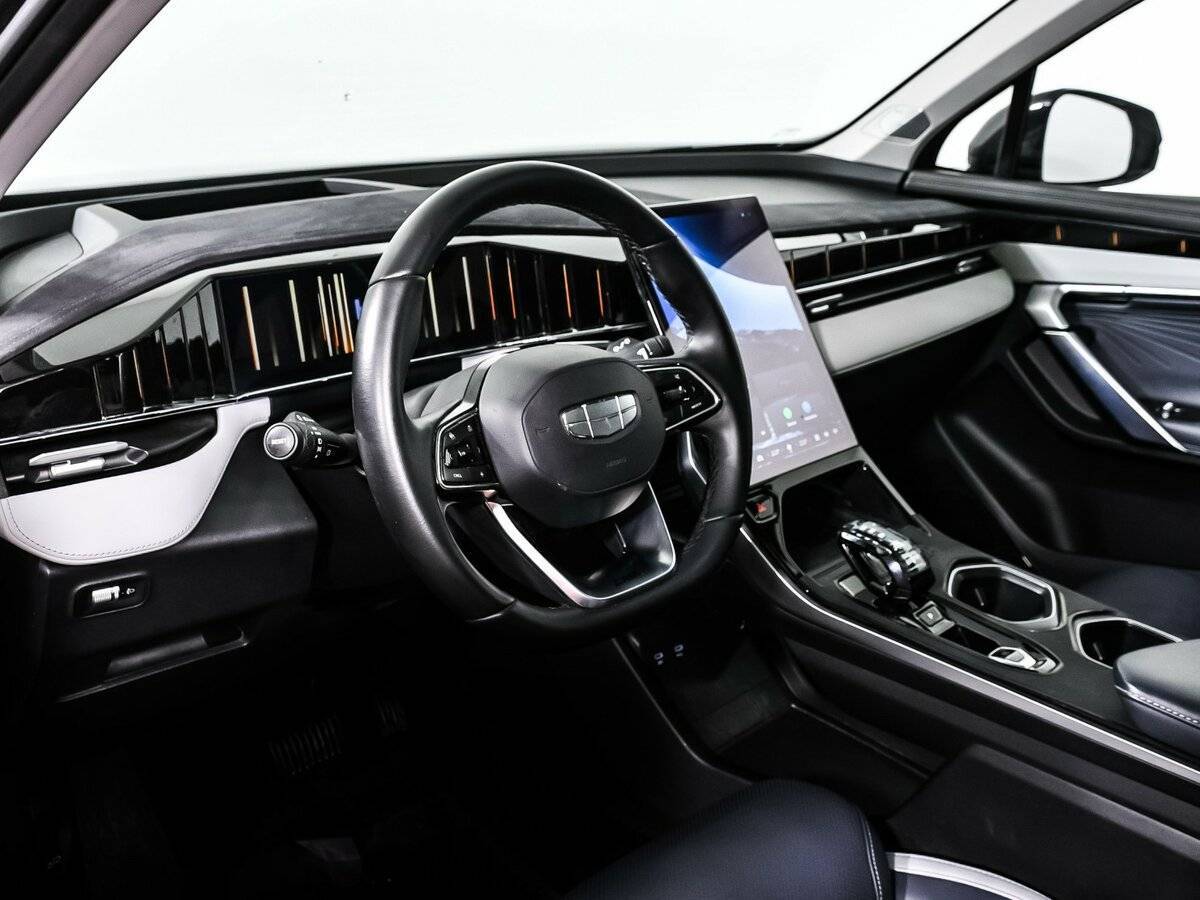 Джили Атлас б/у, 2023, Роботизированная. Фото: #12