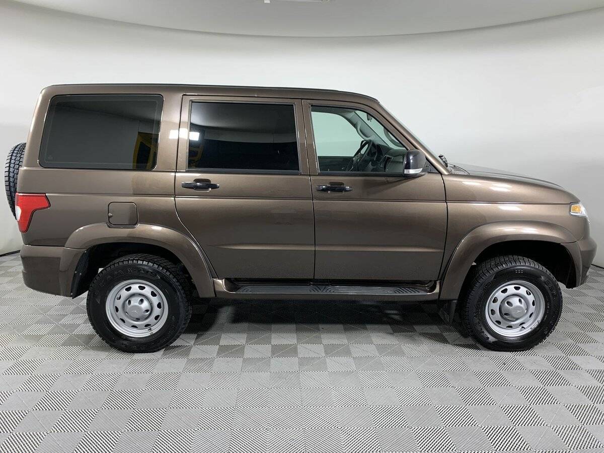 УАЗ Патриот б/у, 2023, Механическая. Фото: #3