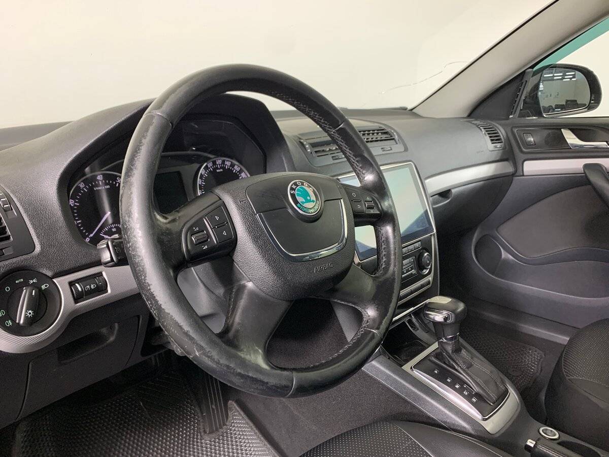 Шкода Октавия б/у, 2012, Автоматическая. Фото: #10