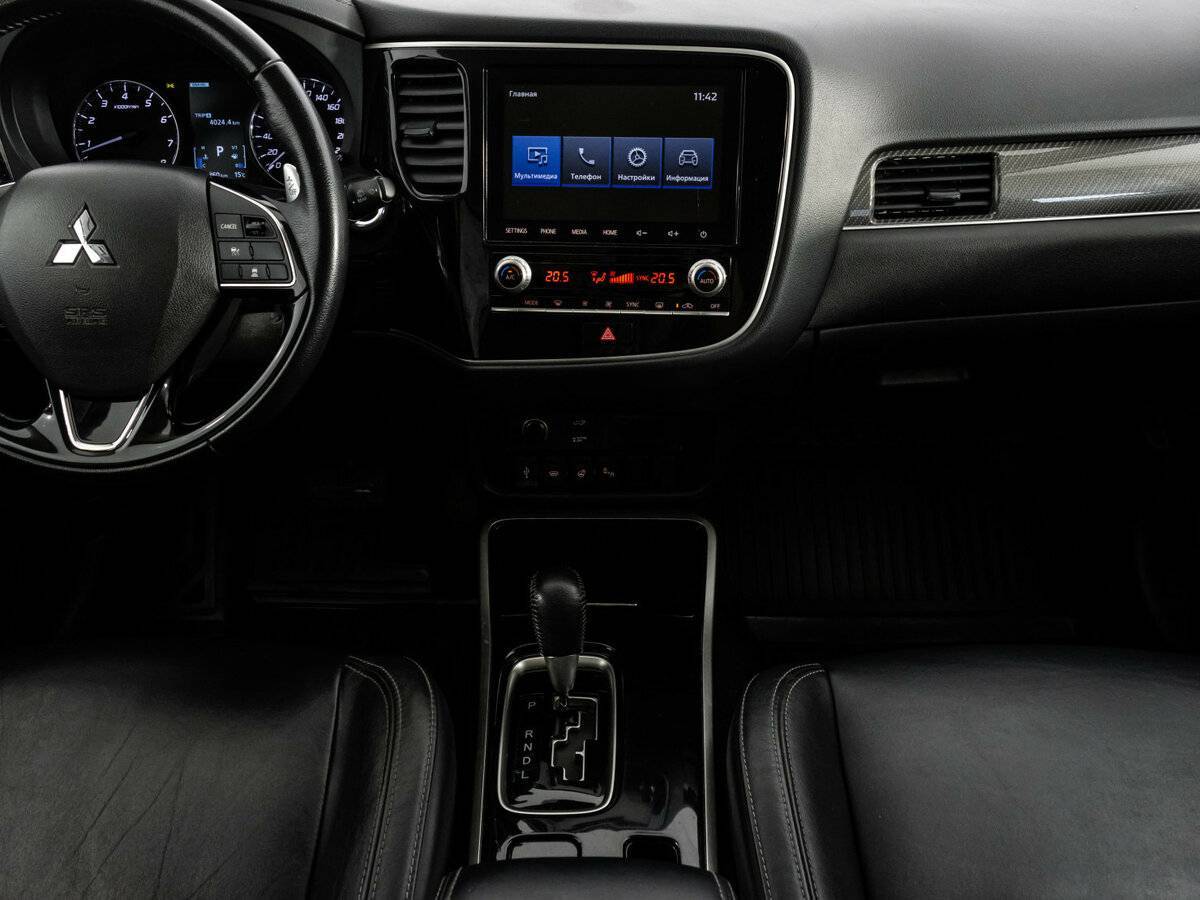 Mitsubishi Outlander б/у, 2020, Автоматическая. Фото: #13