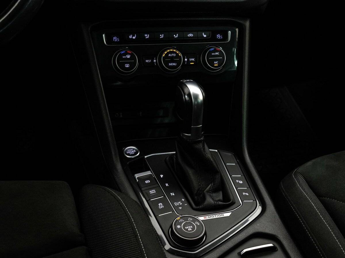 Volkswagen Tiguan б/у, 2017, Роботизированная. Фото: #13