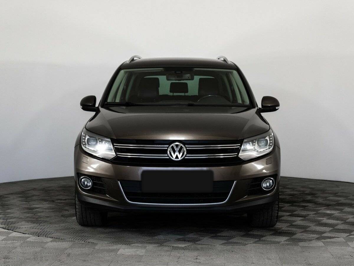Volkswagen Tiguan б/у, 2014, Автоматическая. Фото: #1