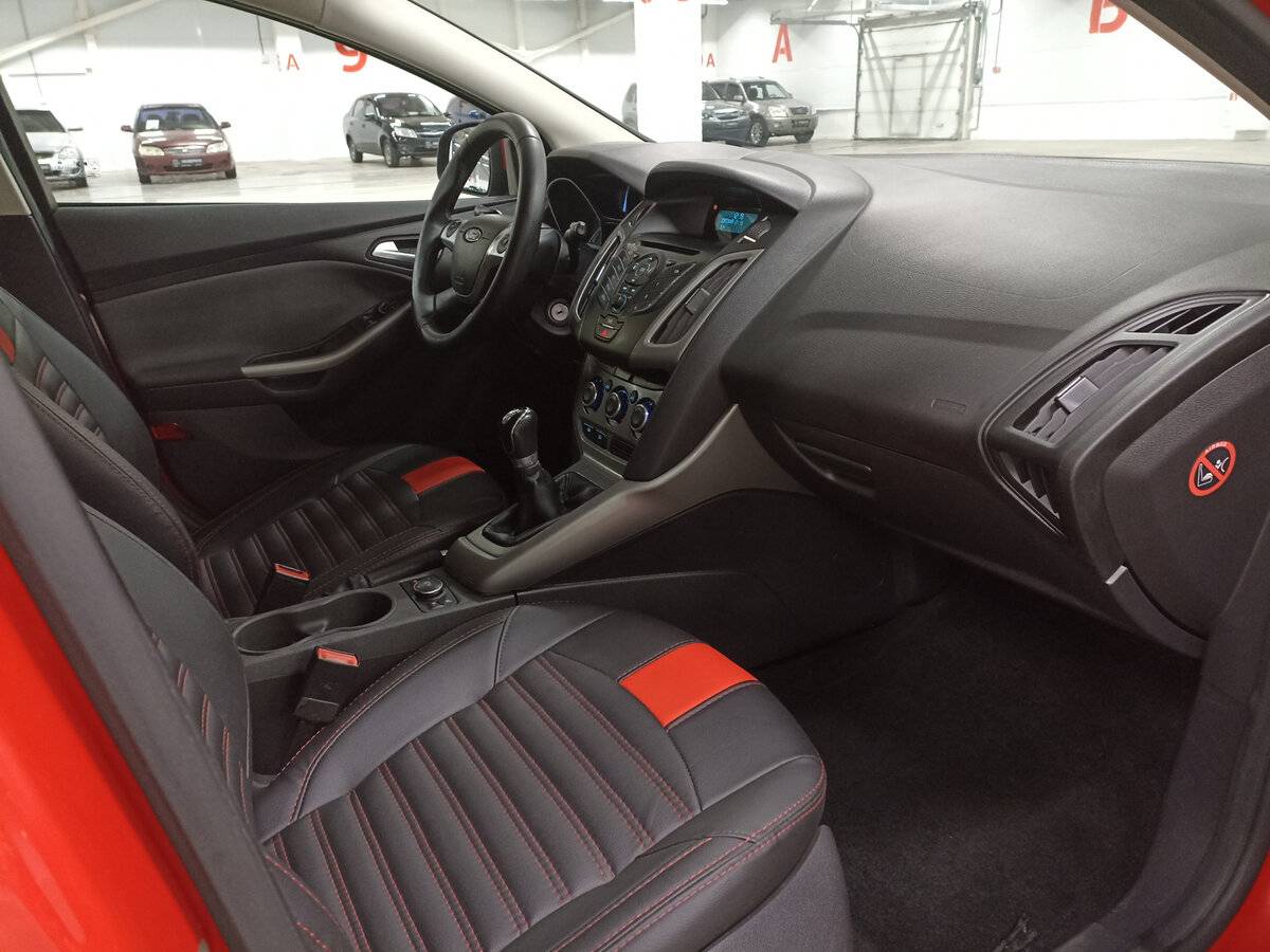 Форд Фокус б/у, 2012, Механическая. Фото: #10