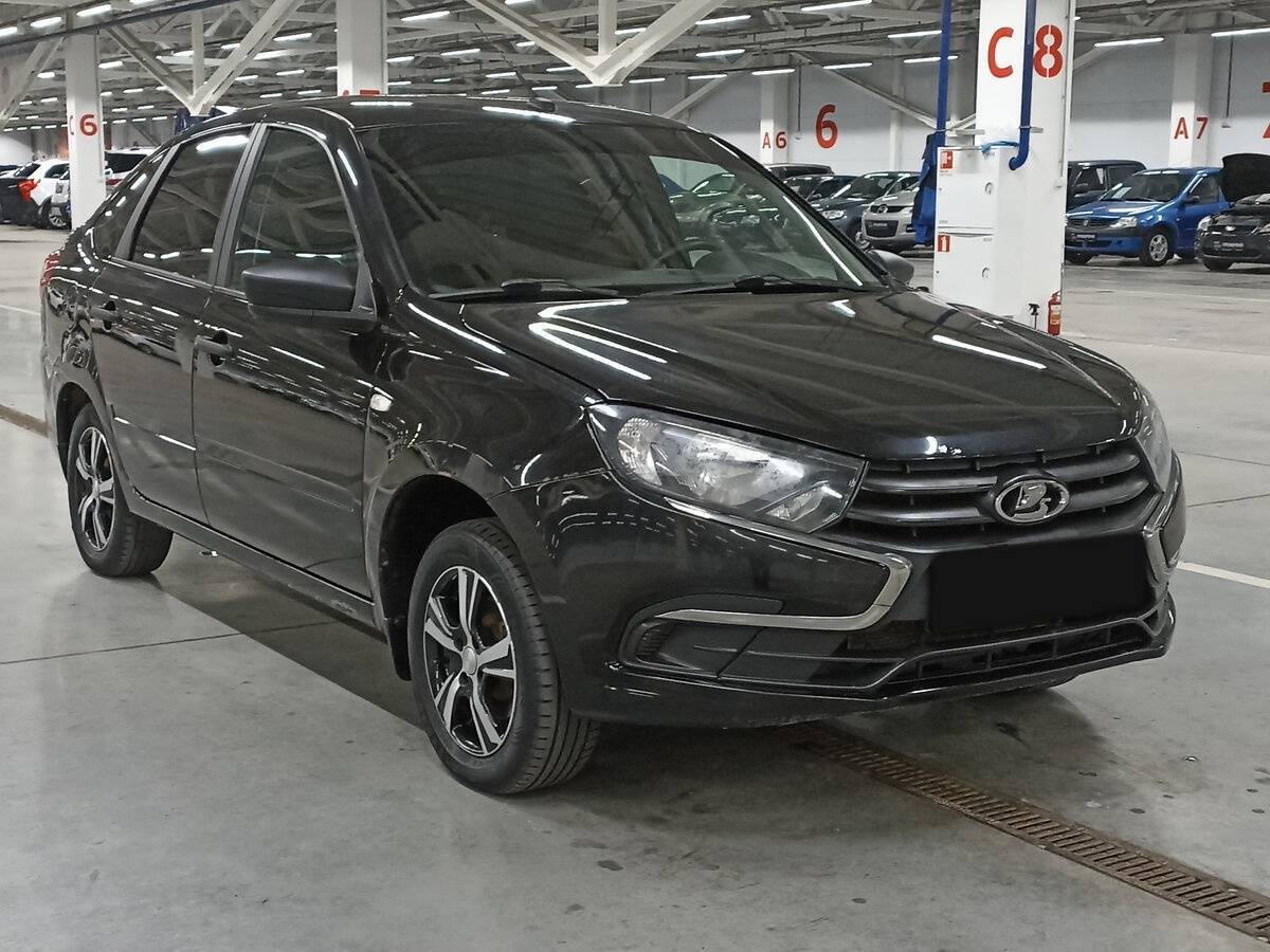 Лада (ВАЗ) Гранта б/у, 2018, Механическая. Фото: #2