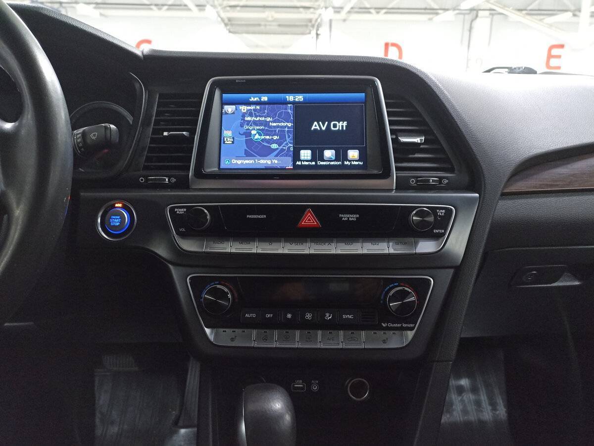 Hyundai Sonata б/у, 2017, Автоматическая. Фото: #14