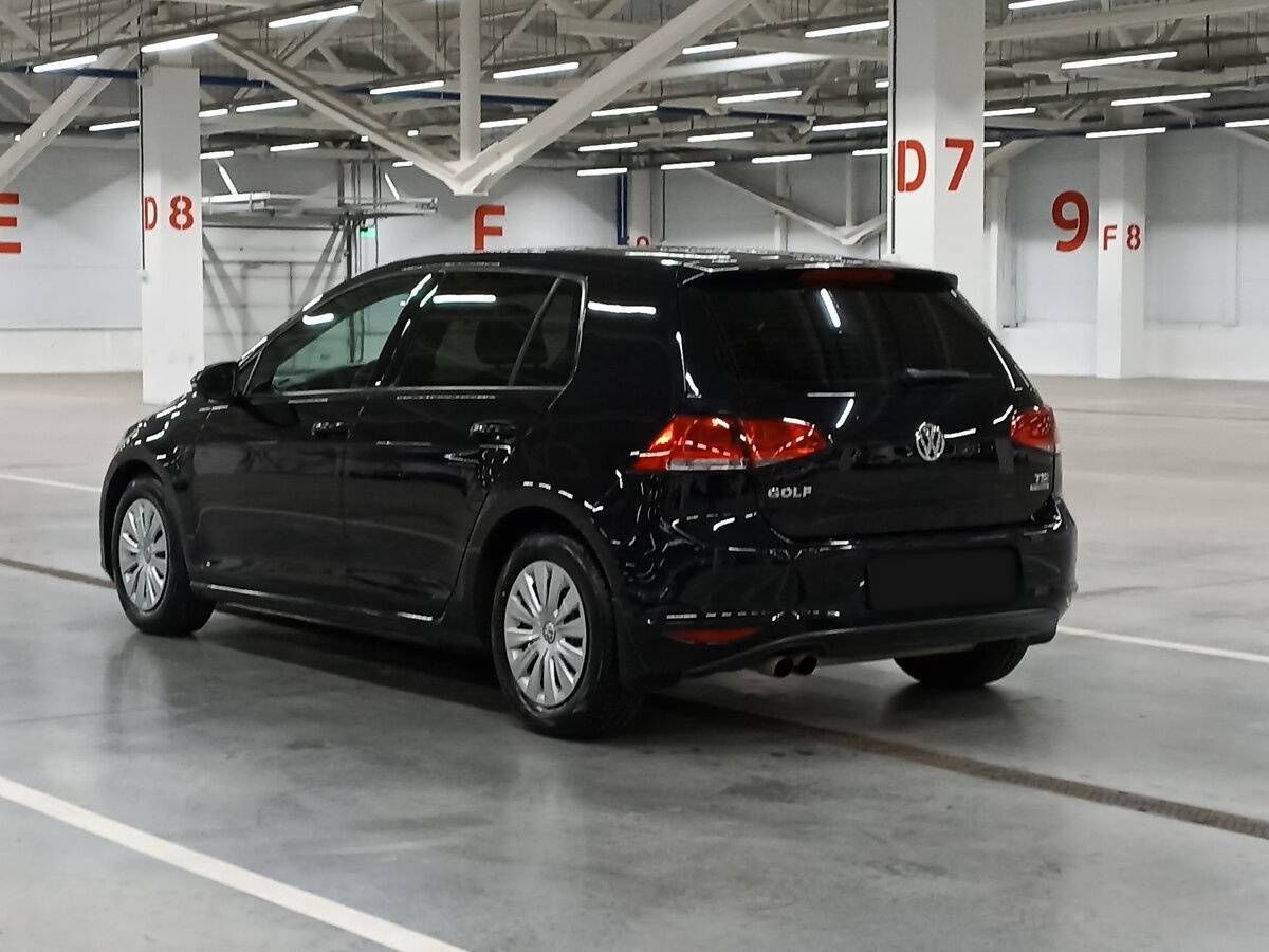 Volkswagen Golf б/у, 2013, Механическая. Фото: #6