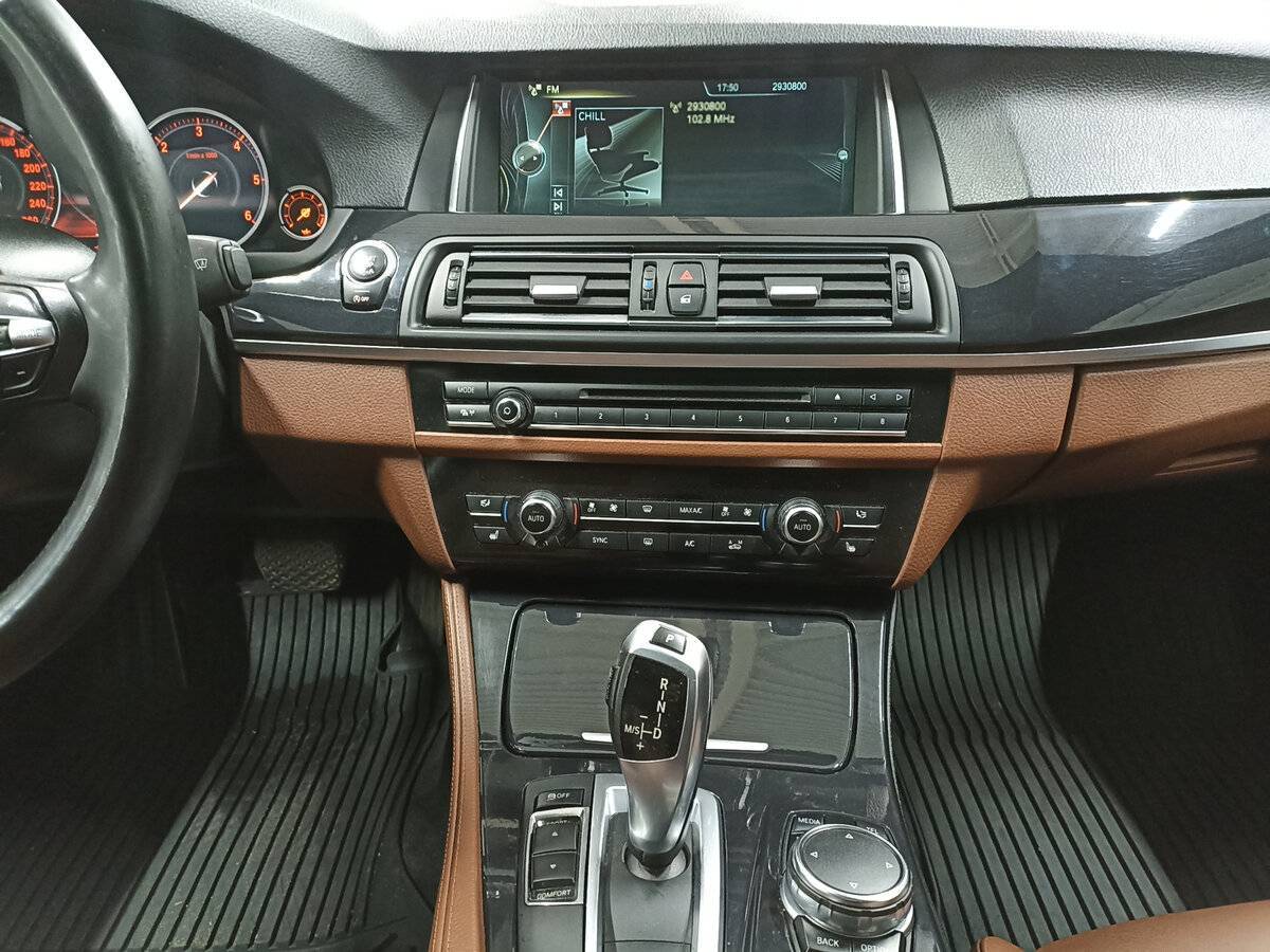 БМВ 5 серии б/у, 2015, Автоматическая. Фото: #14