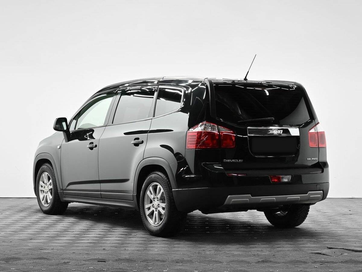 Шевроле Орландо б/у, 2013, Автоматическая. Фото: #2