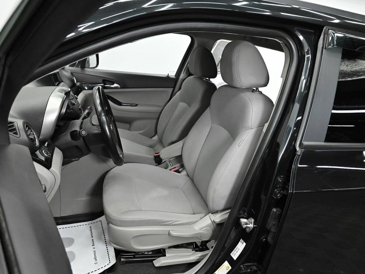 Шевроле Орландо б/у, 2013, Автоматическая. Фото: #4