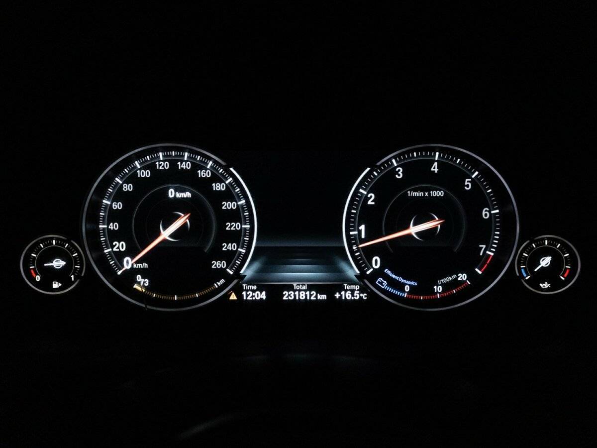 БМВ 5 серии б/у, 2014, Автоматическая. Фото: #11