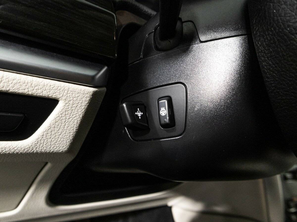 БМВ 5 серии б/у, 2014, Автоматическая. Фото: #18