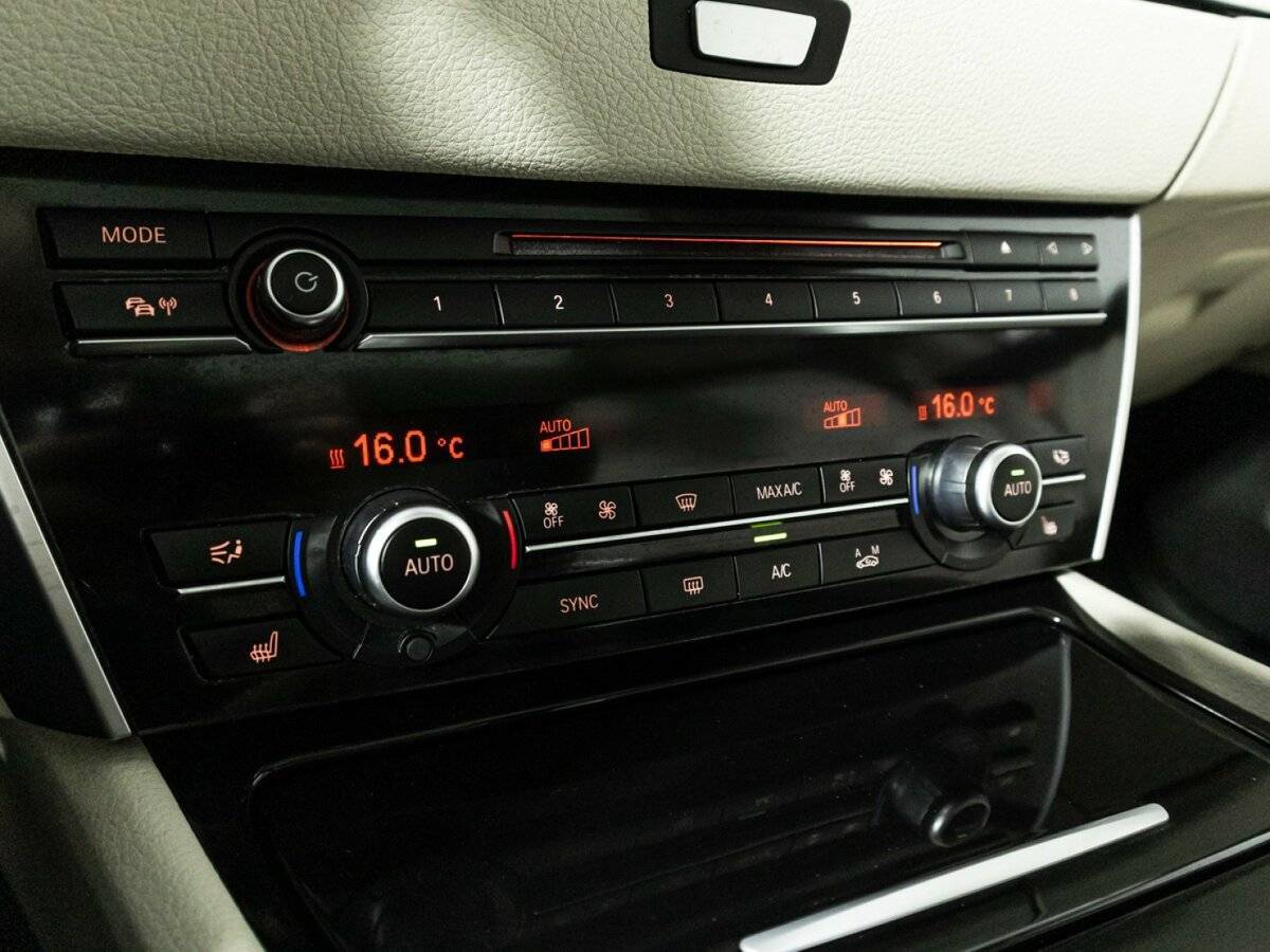 БМВ 5 серии б/у, 2014, Автоматическая. Фото: #22