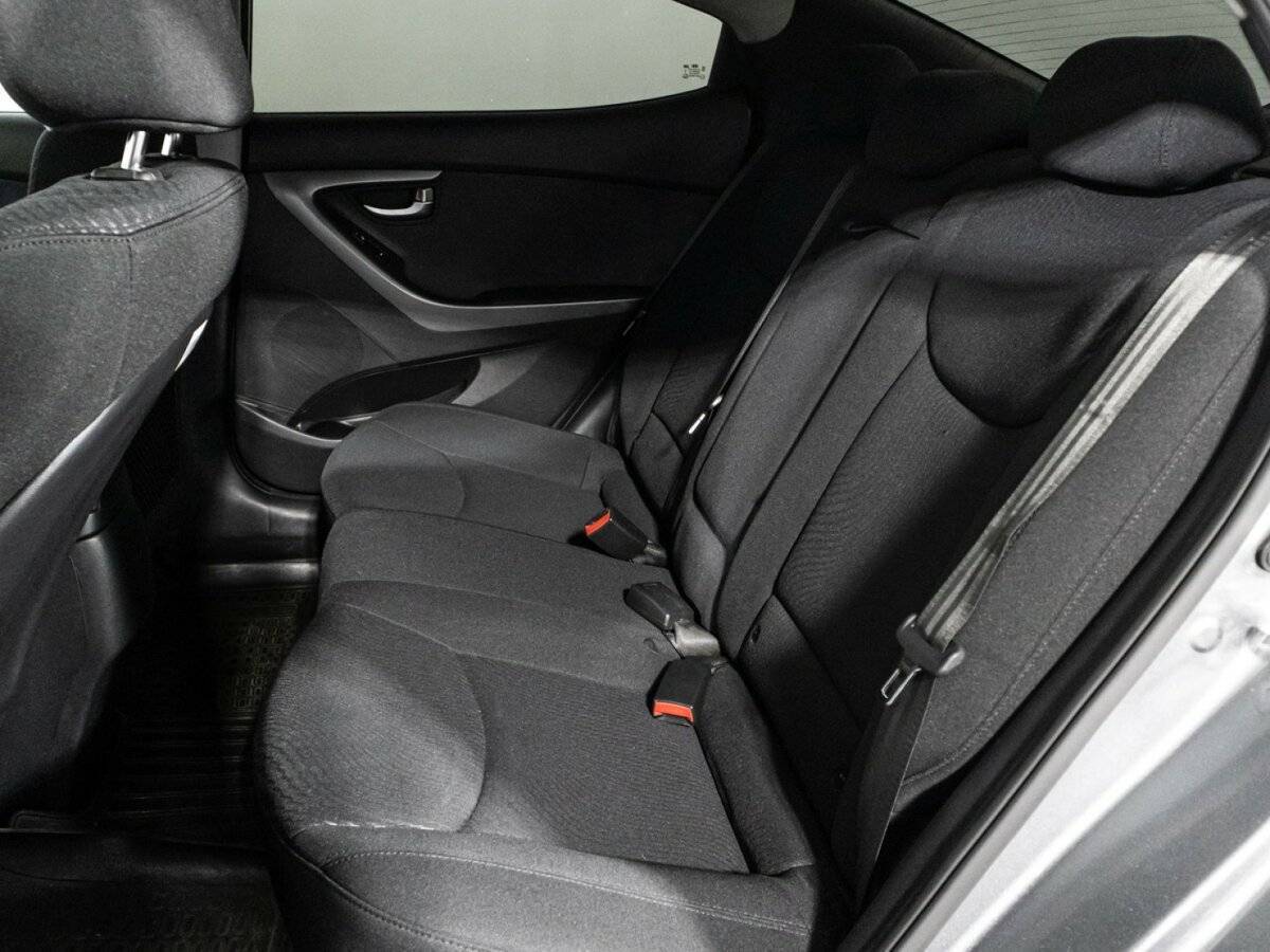 Hyundai Elantra б/у, 2015, Автоматическая. Фото: #9