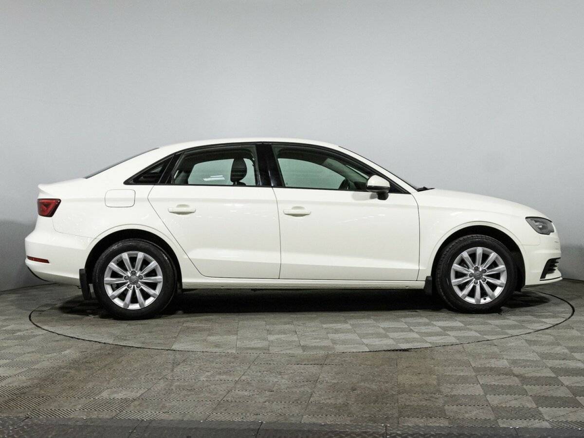 Ауди А3 б/у, 2015, Роботизированная. Фото: #3