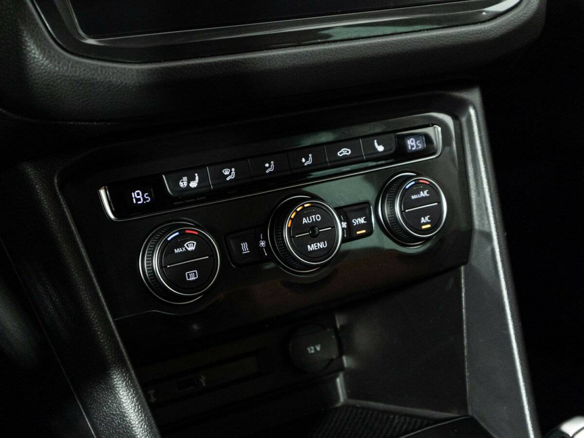 Volkswagen Tiguan б/у, 2017, Роботизированная. Фото: #21