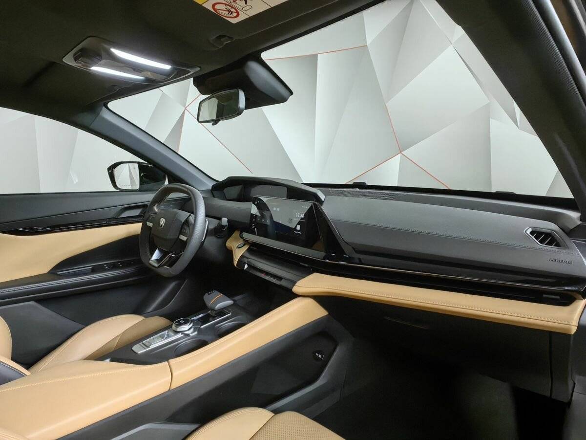 Чанган УНИ-В б/у, 2022, Роботизированная. Фото: #11