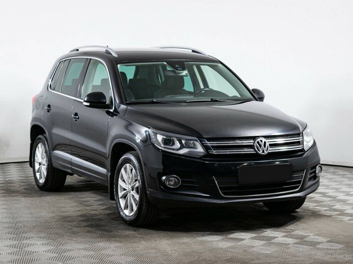 Volkswagen Tiguan б/у, 2013, Автоматическая. Фото: #2