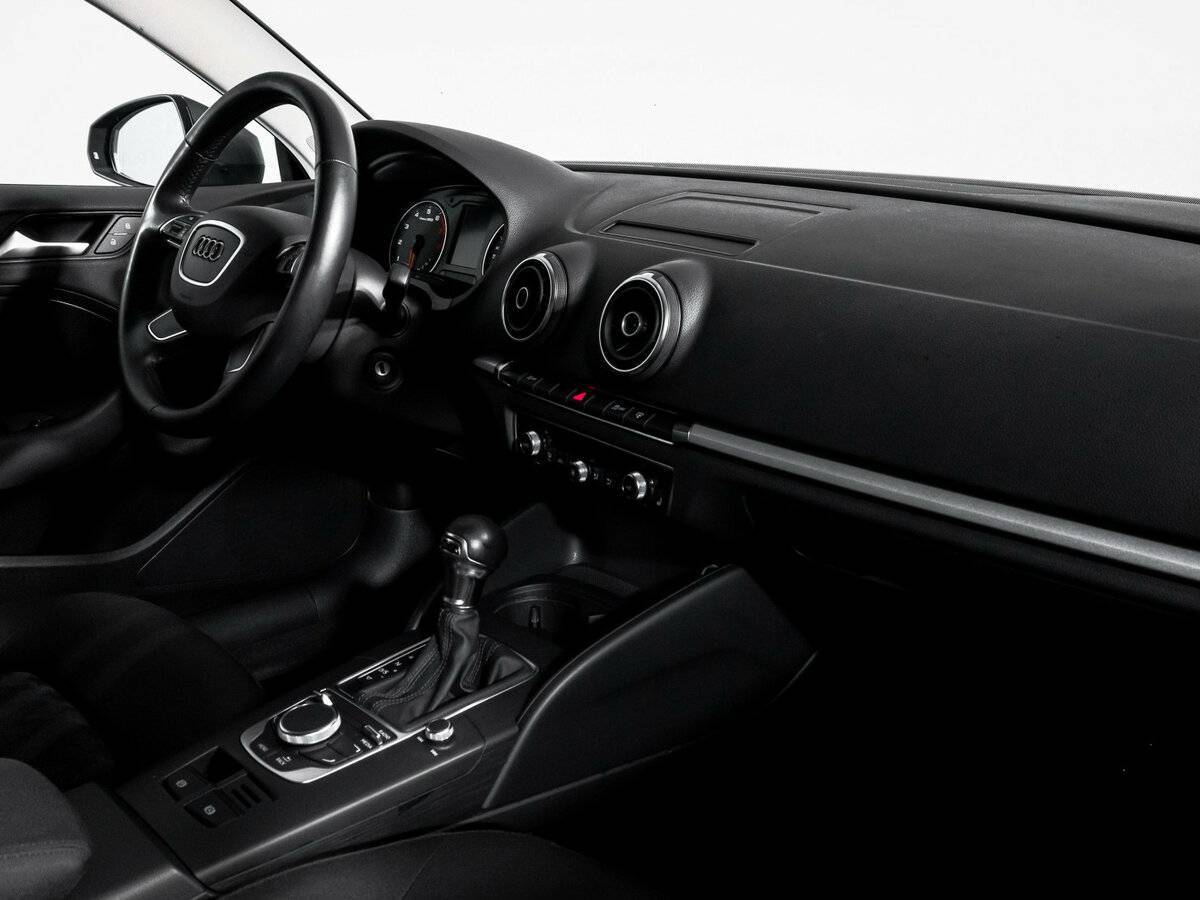 Ауди А3 б/у, 2015, Роботизированная. Фото: #8