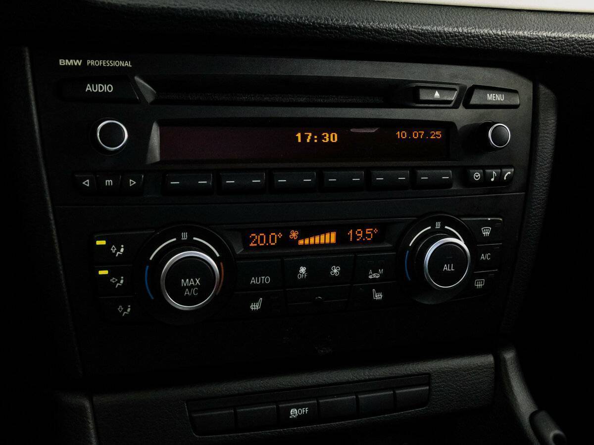 БМВ Икс1 б/у, 2014, Автоматическая. Фото: #15