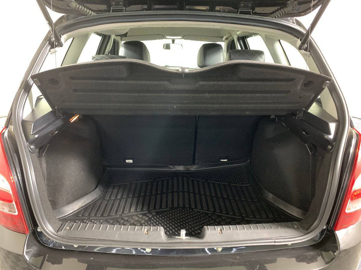 Лада (ВАЗ) Гранта б/у, 2023, Механическая. Фото: #18