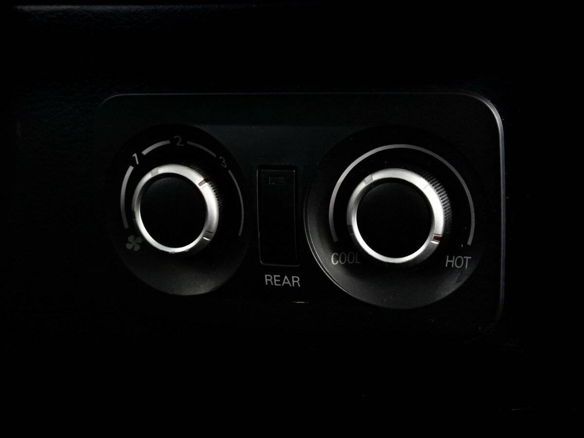 Митсубиши Паджеро б/у, 2012, Автоматическая. Фото: #12