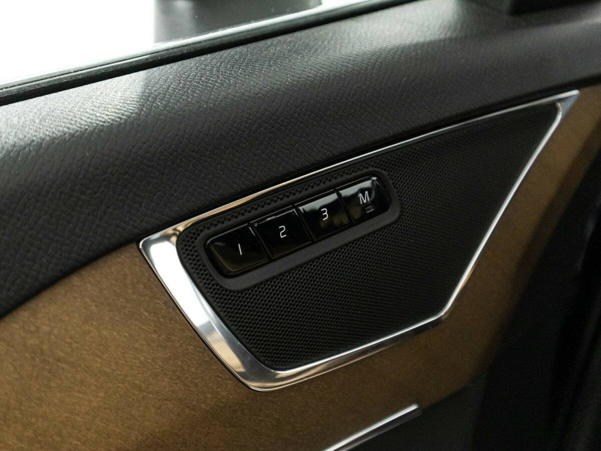 Volvo XC90 б/у, 2015, Автоматическая. Фото: #17