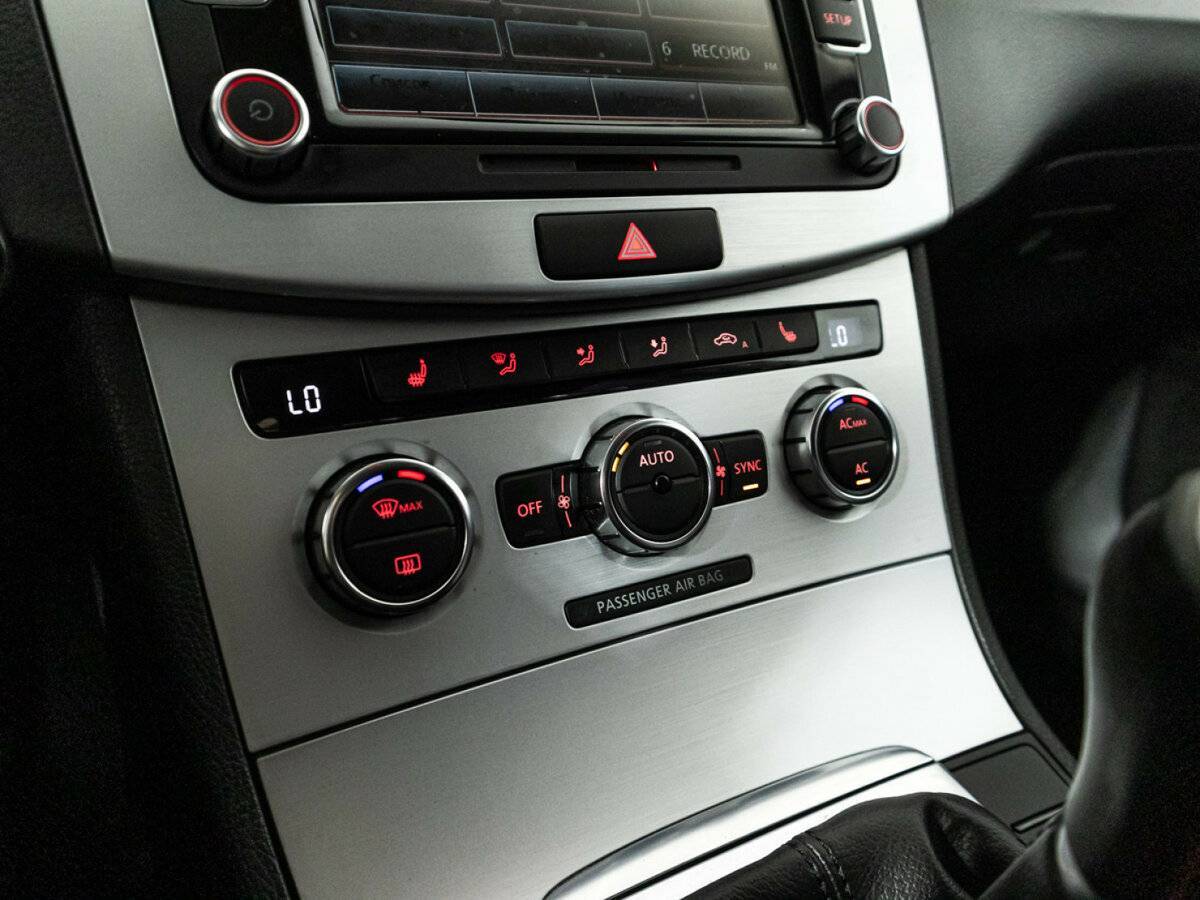 Volkswagen Passat CC б/у, 2012, Механическая. Фото: #16