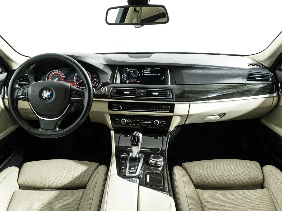 БМВ 5 серии б/у, 2016, Автоматическая. Фото: #12