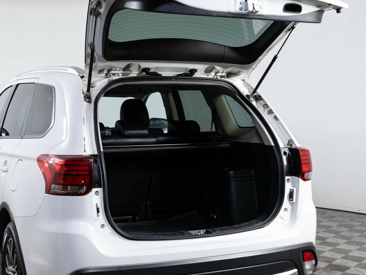 Митсубиши Оутлэндер б/у, 2016, Вариатор. Фото: #8