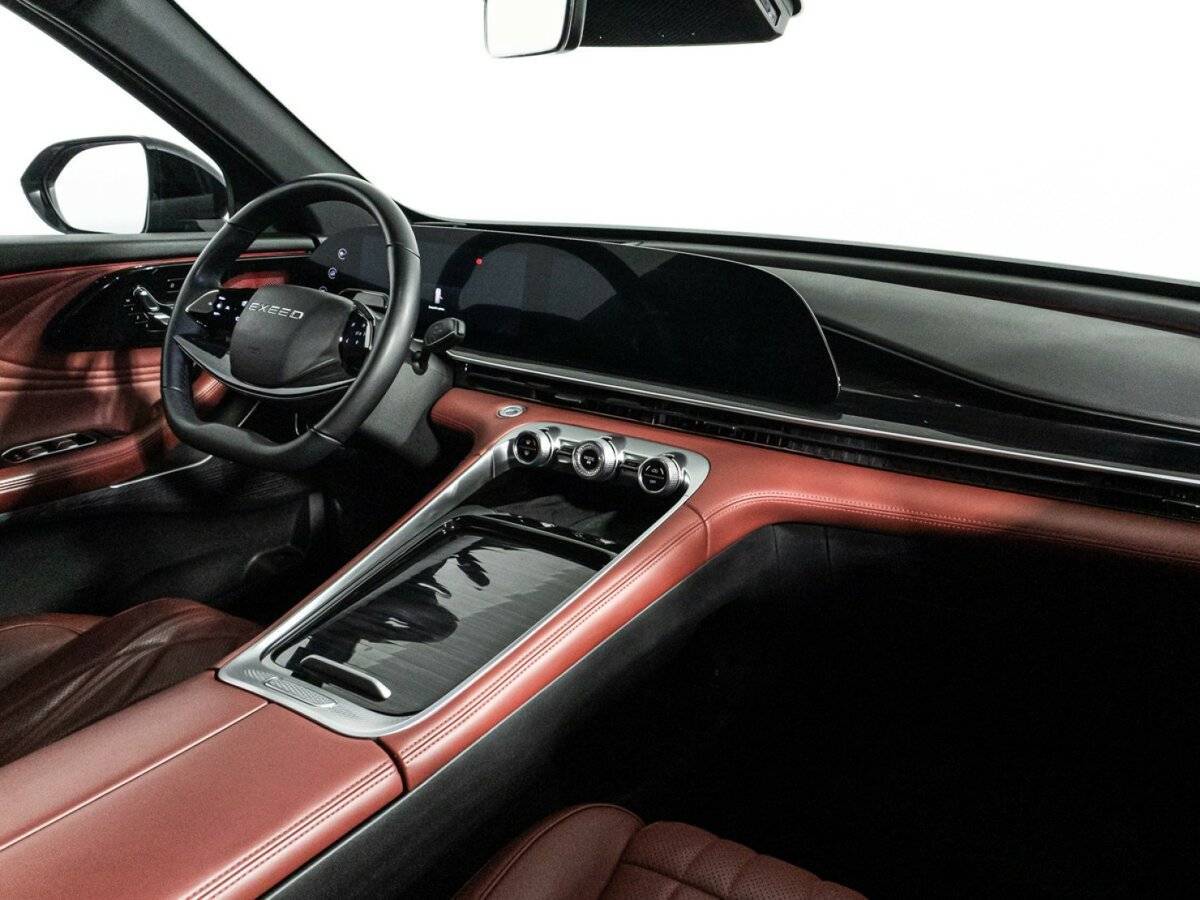 EXEED RX б/у, 2023, Роботизированная. Фото: #8