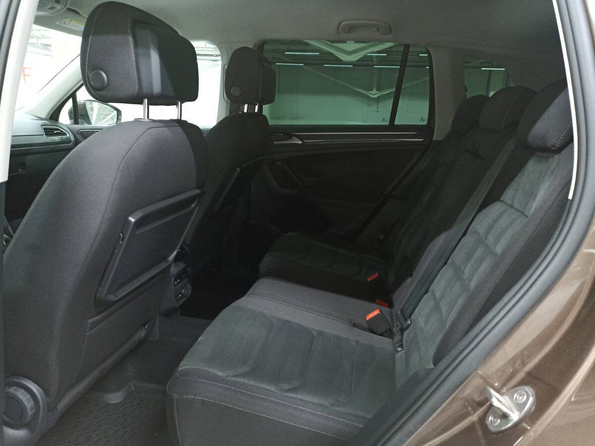 Volkswagen Tiguan б/у, 2020, Роботизированная. Фото: #11