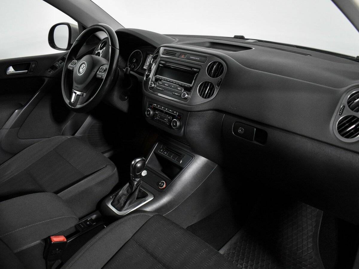 Volkswagen Tiguan б/у, 2013, Автоматическая. Фото: #17