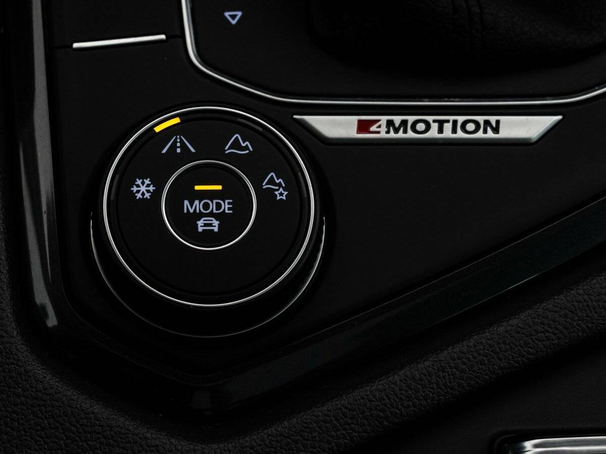 Volkswagen Tiguan б/у, 2017, Роботизированная. Фото: #14