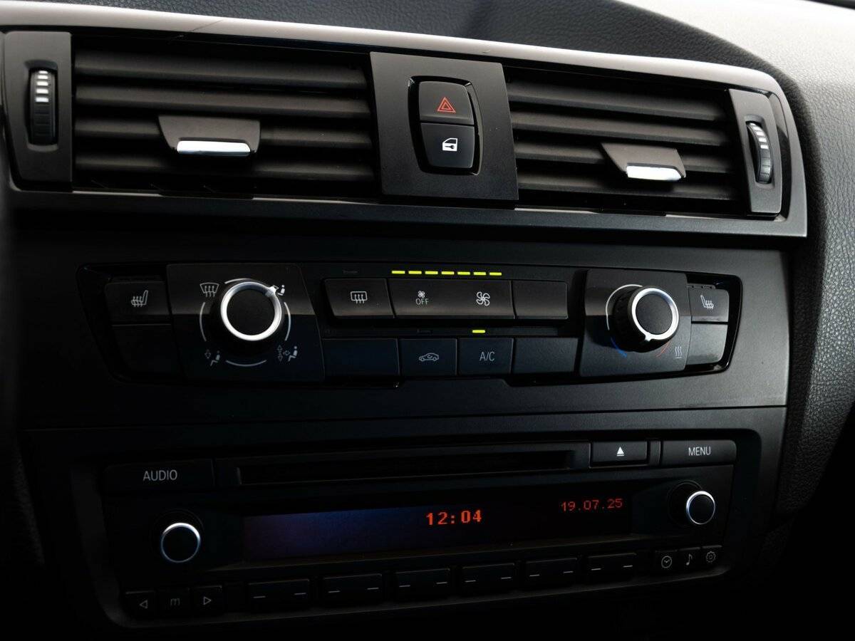 БМВ 1 серии б/у, 2013, Автоматическая. Фото: #11