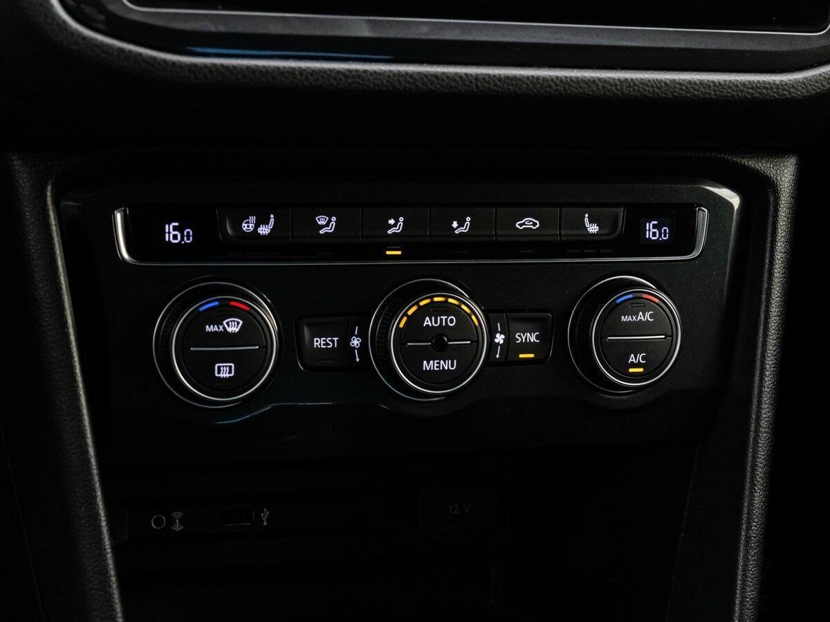 Volkswagen Tiguan б/у, 2017, Роботизированная. Фото: #11