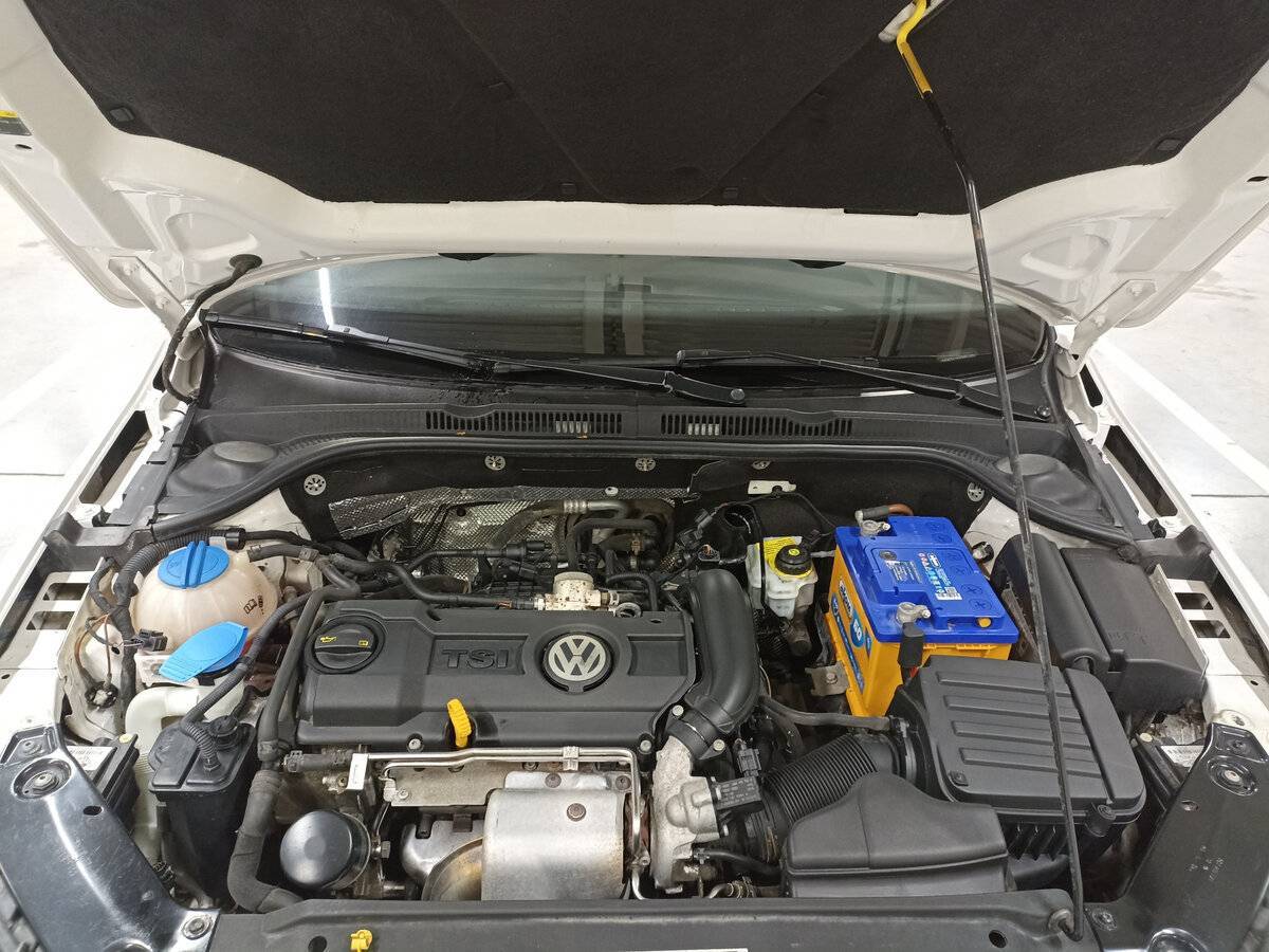 Volkswagen Jetta б/у, 2015, Роботизированная. Фото: #8