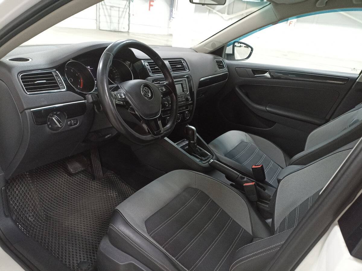 Volkswagen Jetta б/у, 2015, Роботизированная. Фото: #15