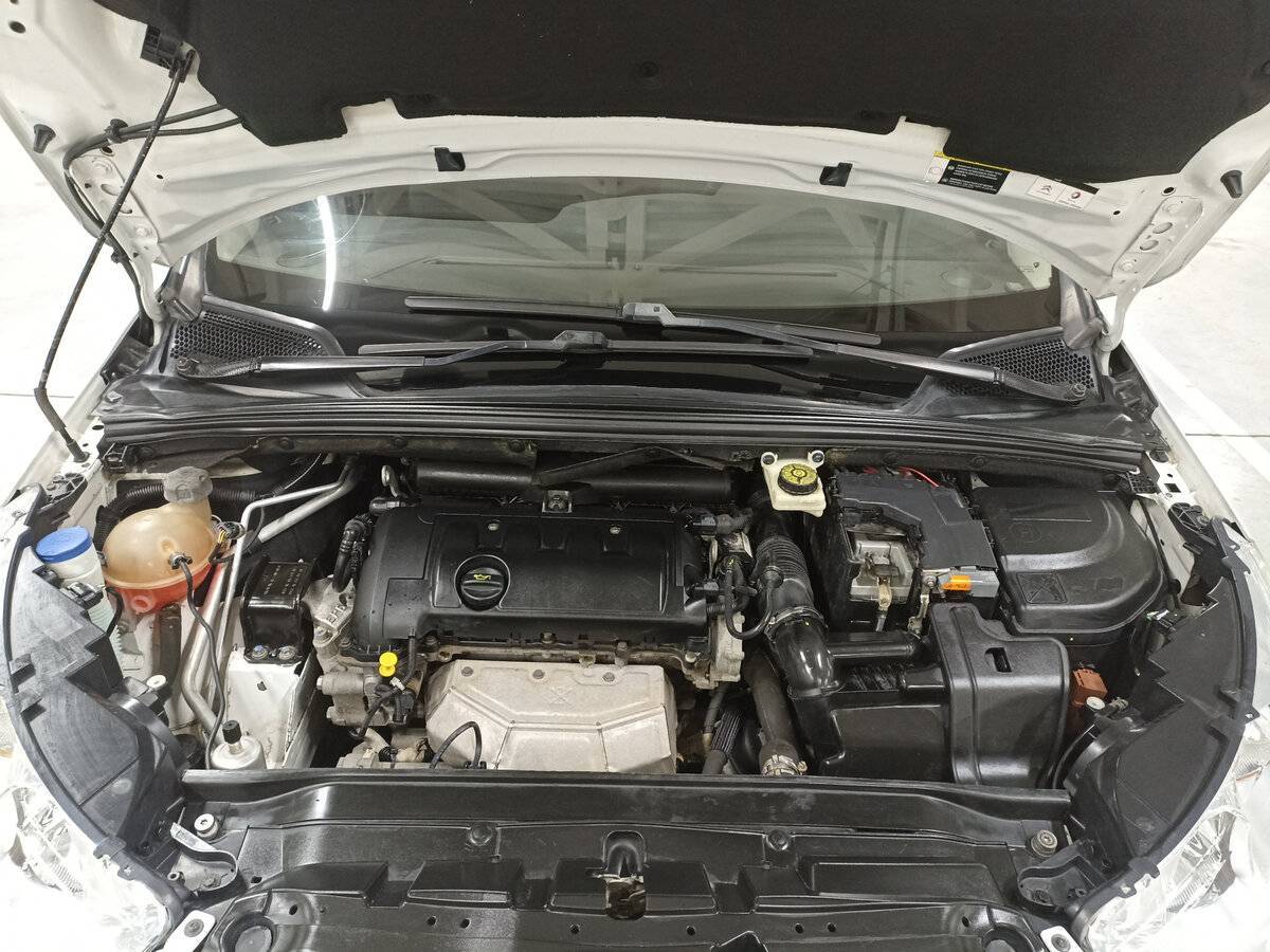 Ситроен Ц4 б/у, 2013, Автоматическая. Фото: #8