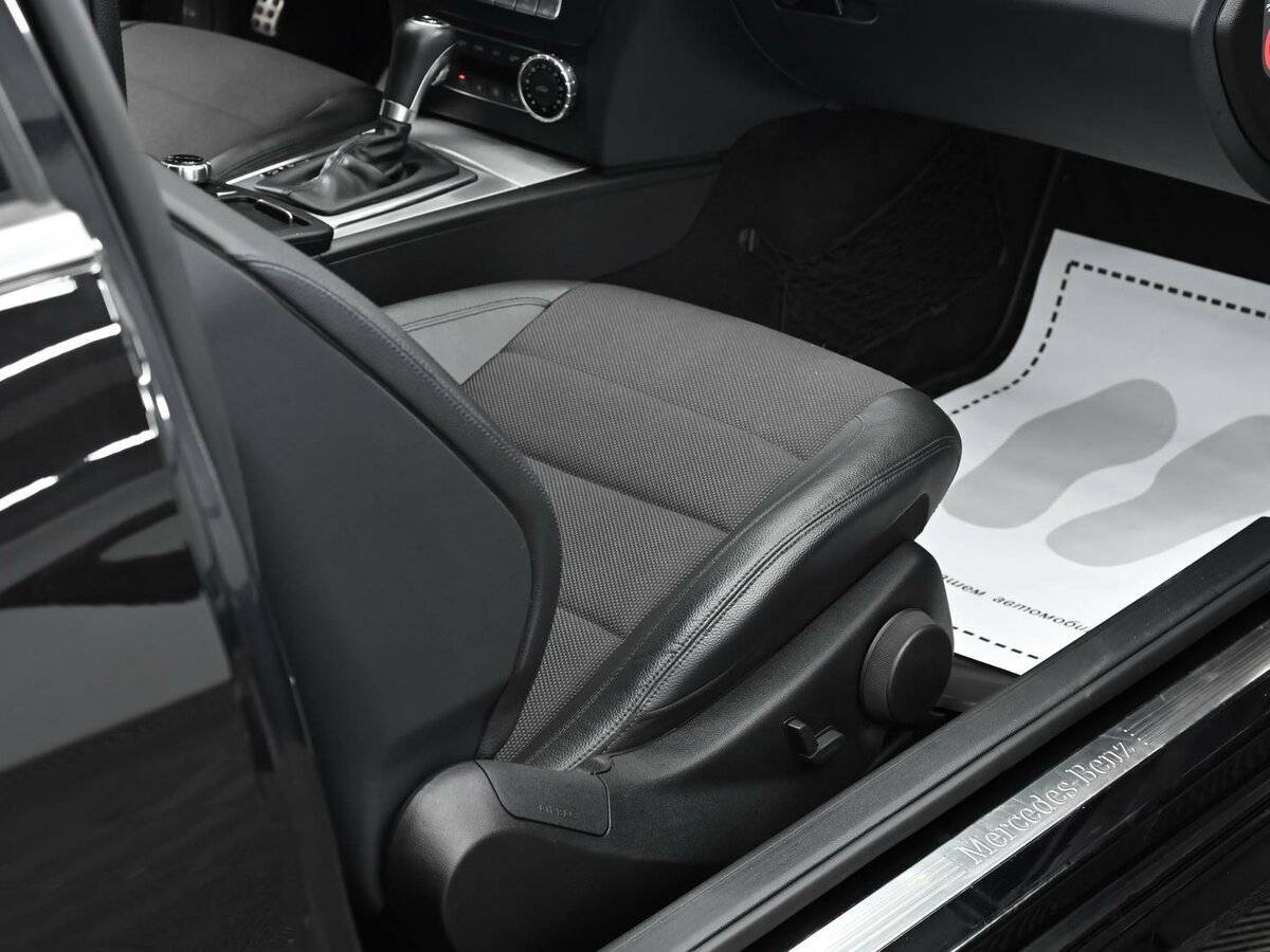 Мерседес-Бенц Ц-Класс б/у, 2013, Автоматическая. Фото: #10