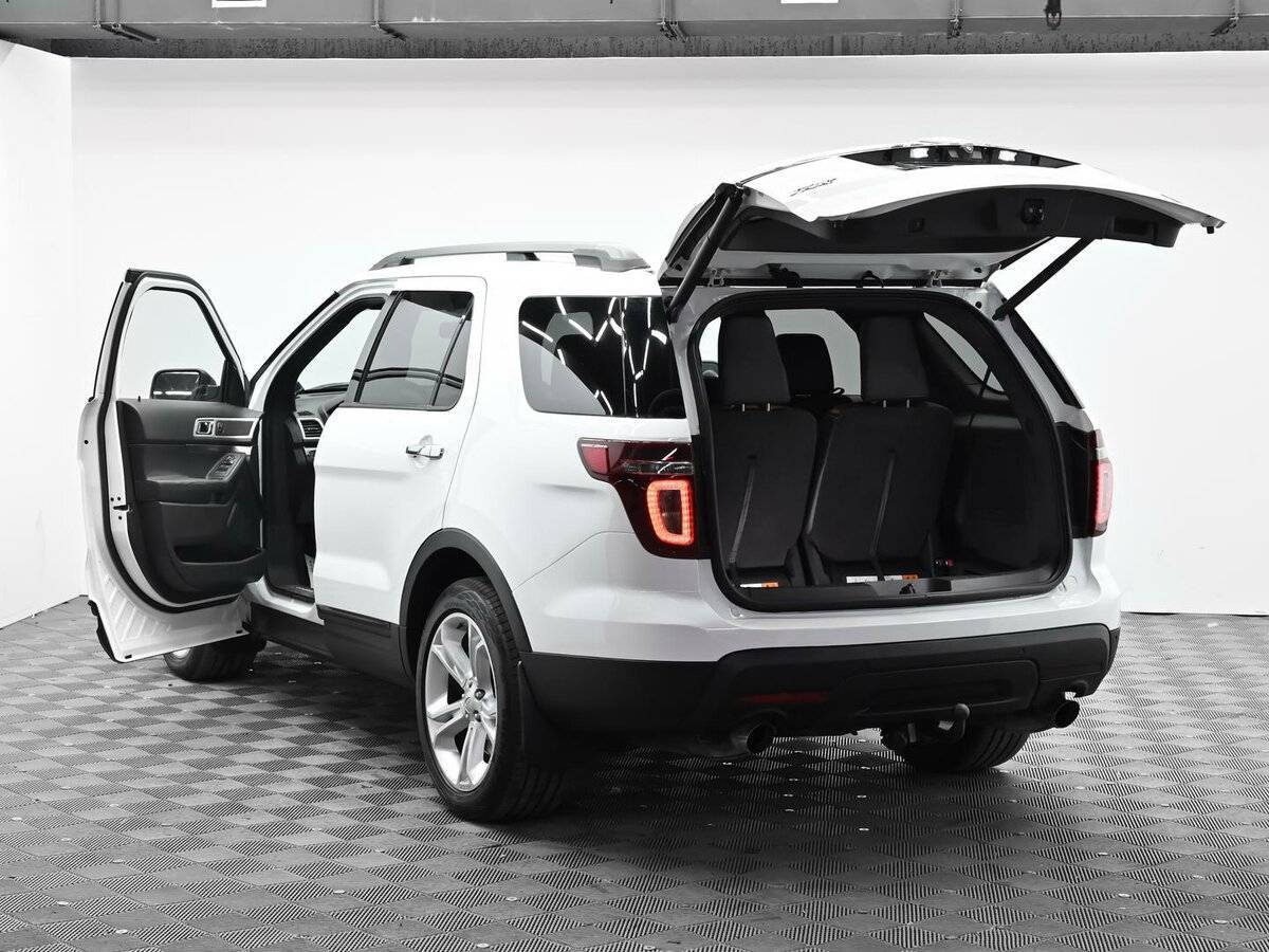 Ford Explorer б/у, 2013, Автоматическая. Фото: #4