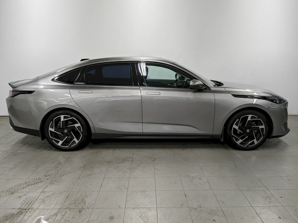 Changan Lamore б/у, 2023, Роботизированная. Фото: #3